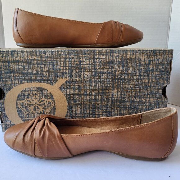 .BORN Womens Lilly Leather Slip-On Moccasins Tan 9.5 Medium - Picture 1 of 5